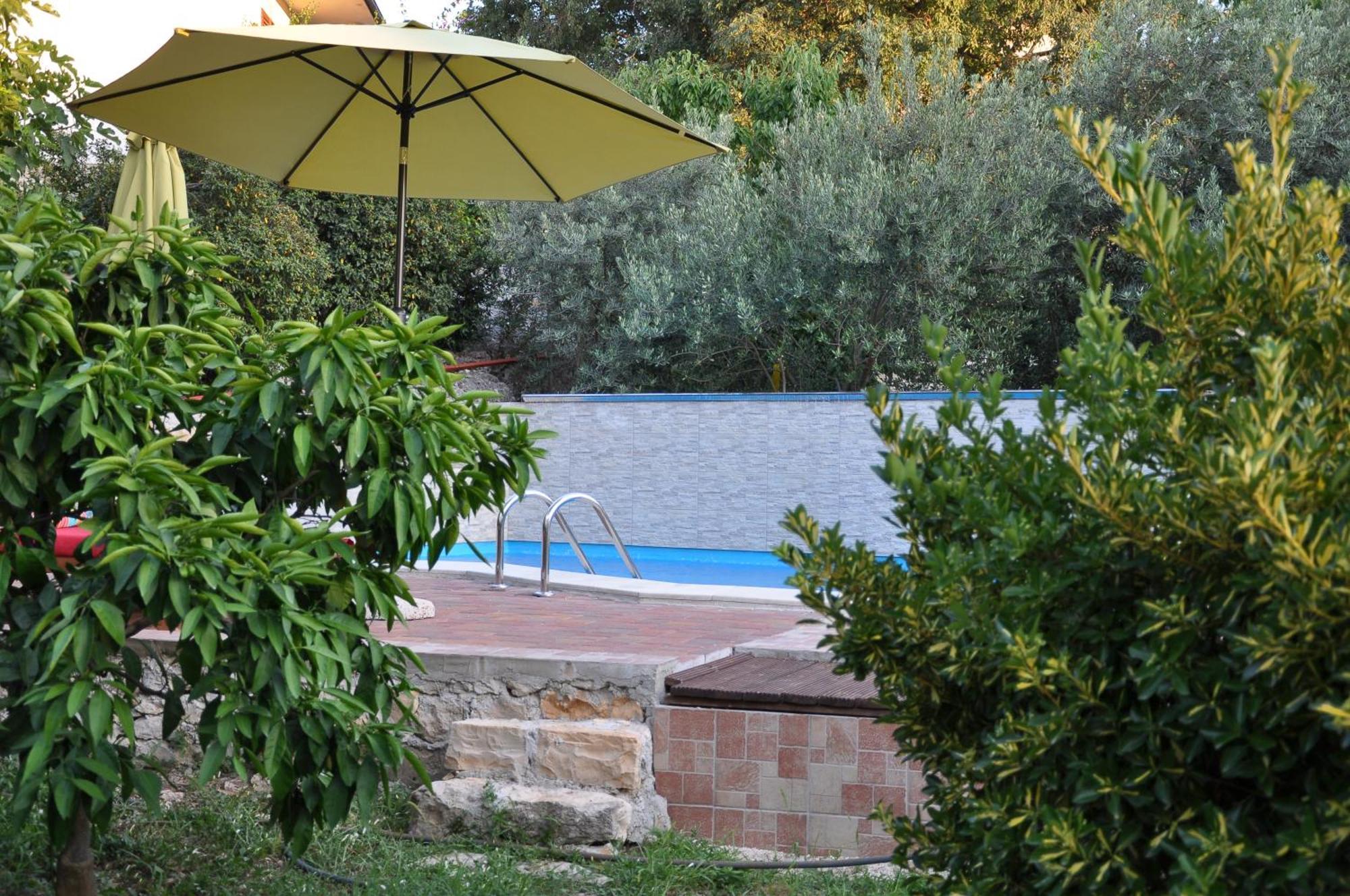 Villa Donna Трогир Екстериор снимка