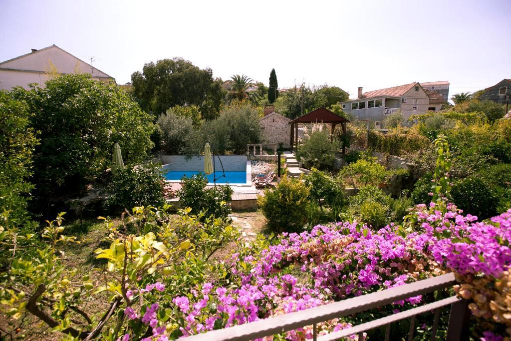 Villa Donna Трогир Екстериор снимка